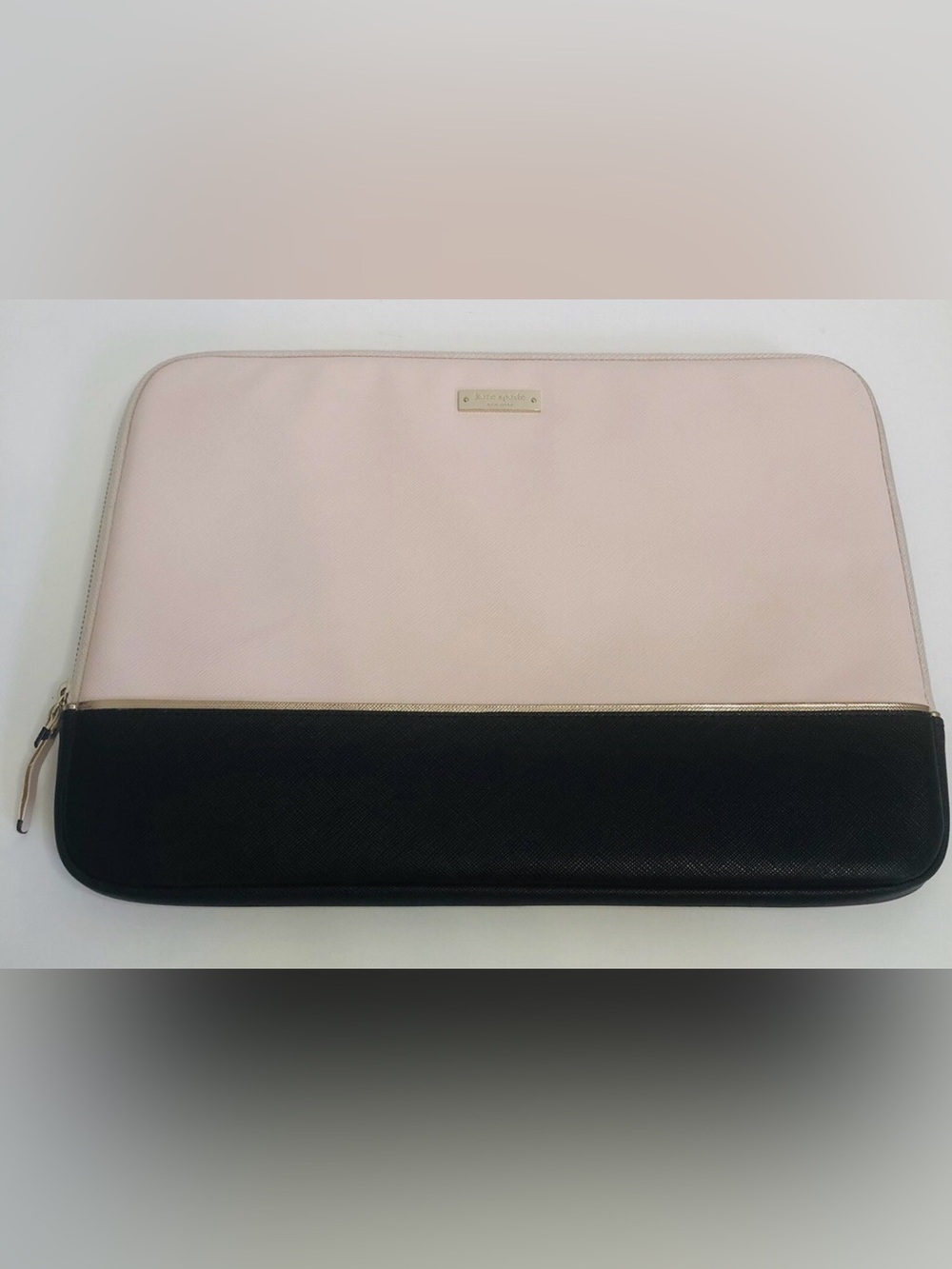Kate Spade Black & Pink Padded Laptop Case Zip Computer Sleeve Saffiano Leather